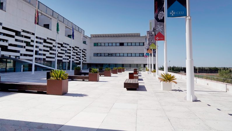 CEUA-galeria-campus-002-796×448